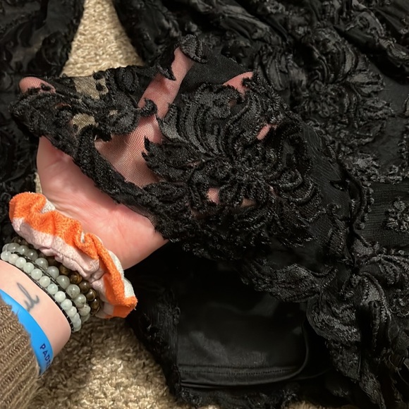 Black romper - Picture 8 of 9